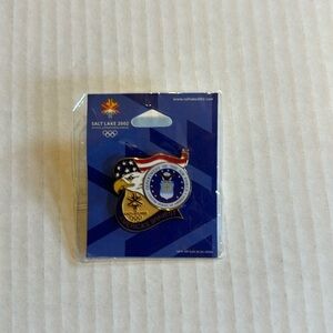 NWT Salt Lake 2002 Winter Olympics collectors pin w eagle flag &Air Force shield